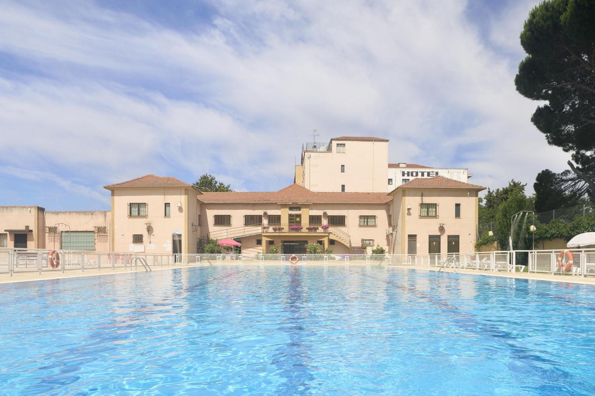 Crisol Regio Hotel Santa Marta de Tormes Luaran gambar